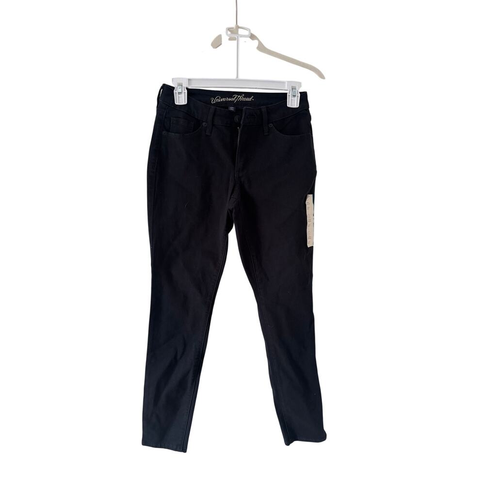 Universal Thread Curvy Skinny Black Jeans 2/26S - Picture 2 of 10